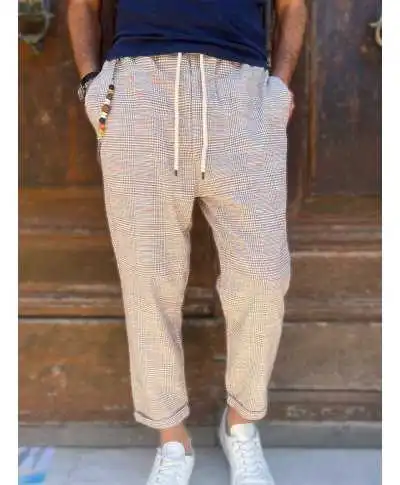 Pantaloni beige uomo, Principe di Galles