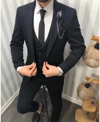 Abito uomo, nero - Con gilet doppiopetto