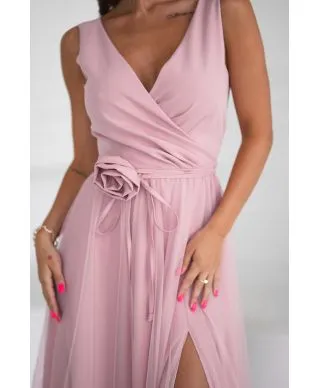 DŁUGA SUKIENKA Z PASKIEM Z RÓŻYCZKĄ