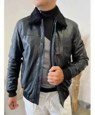 Giubbotto bomber modello Aviatore in Pelle Nero - Tim - Giubbotti in pelle - Gogolfun.it