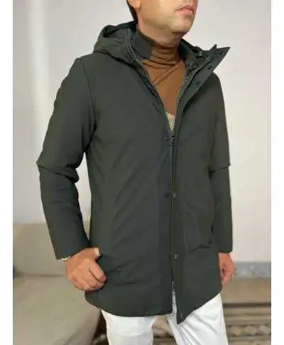 Giacca Invernale Uomo con Cappuccio in Tessuto Tecnico Verde Scuro