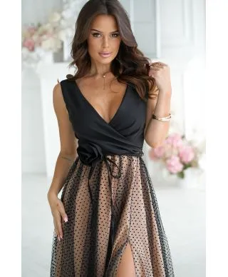 DŁUGA SUKIENKA Z PASKIEM Z RÓŻYCZKĄ