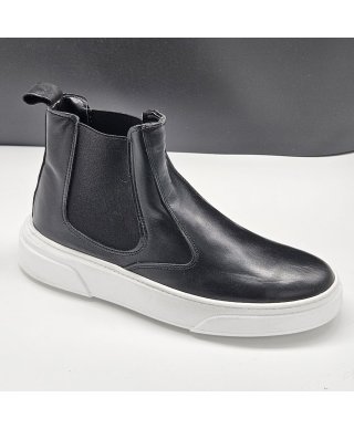 Stivaletto uomo in pelle nera con suola bianca - Scarpe uomo online - Gogolfun.it