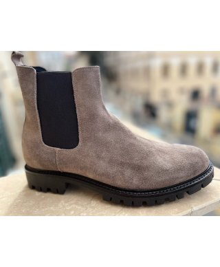 Stivaletto uomo chelsea beige - Suola carrarmato - Scarpe uomo online - Gogolfun.it