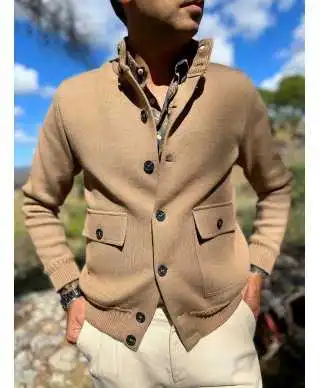 Cardigan uomo con bottoni, Cammello - Maglioni uomo online - Gogolfun.it