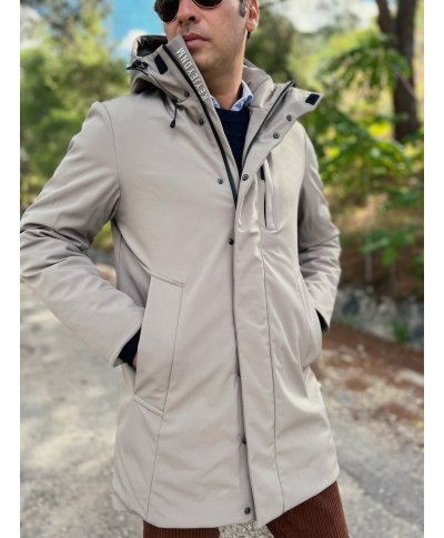 Parka imbottito beige da uomo - Tessuto tecnico - Key Jey -  Giubbotti uomo online - Gogolfun.it