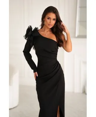 DŁUGA SUKIENKA Z RÓŻĄ