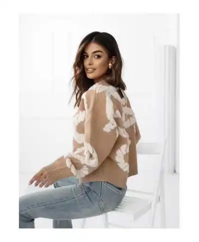 Maglione Beige con Dettagli Floreali Panna - Rosa - Maglioni online - Gogolfun.it