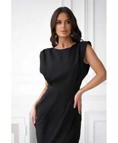 ELEGANCKA SUKIENKA Z PODUSZKAMI NA RAMIONACH