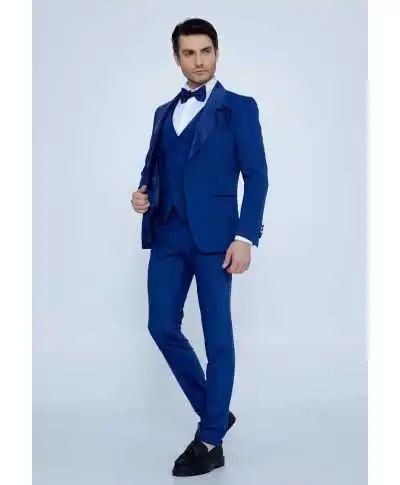 Smoking uomo blu elettrico con gilet particolare, Modello Regnante