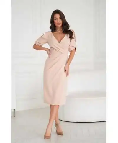 ELEGANCKA SUKIENKA OŁÓWKOWA Z DEKOLTEM