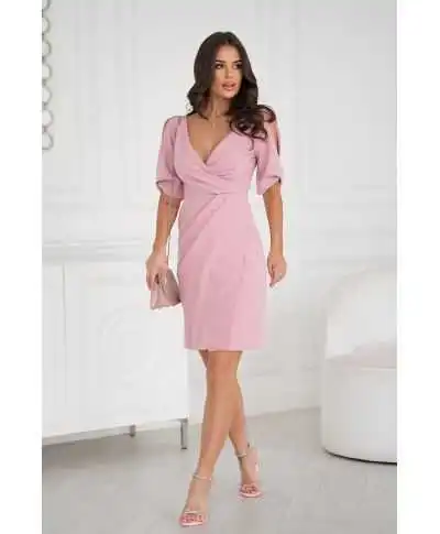 ELEGANCKA DOPASOWANA SUKIENKA Z ODKRYTYMI RAMIONAMI