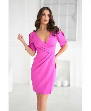 ELEGANCKA DOPASOWANA SUKIENKA Z ODKRYTYMI RAMIONAMI