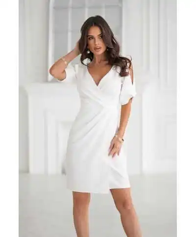 ELEGANCKA DOPASOWANA SUKIENKA Z ODKRYTYMI RAMIONAMI