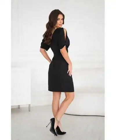 ELEGANCKA DOPASOWANA SUKIENKA Z ODKRYTYMI RAMIONAMI