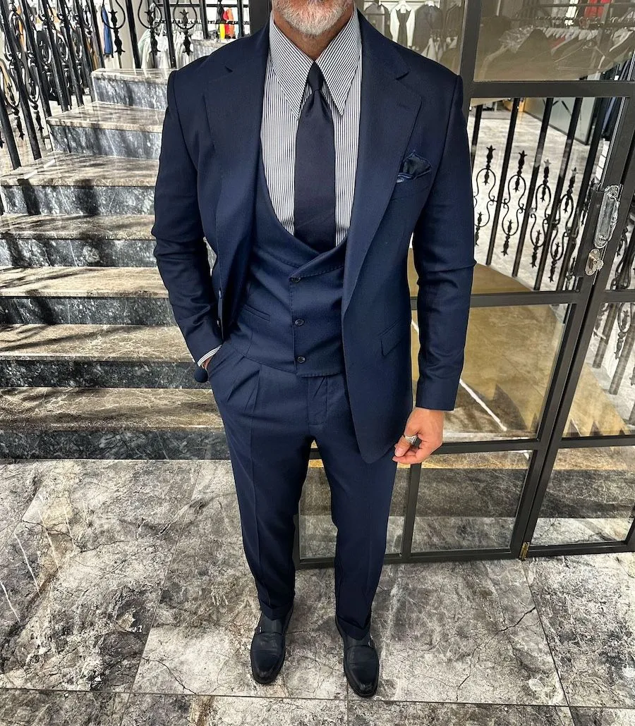 abito blu scuro stole blu elettrico