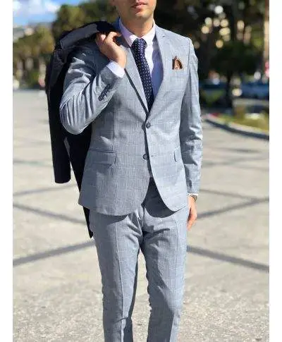Abito uomo grigio elegante
