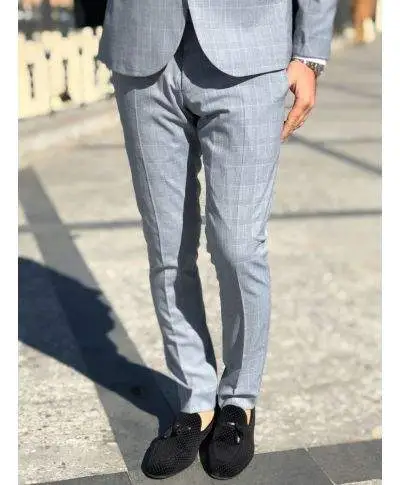 Abito uomo grigio elegante