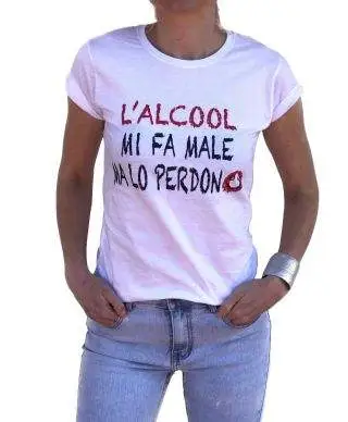 T-shirt divertenti - Alcool mi fa male ma lo perdono