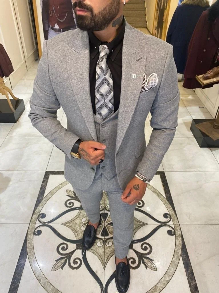 Abito uomo, elegante Grigio Con gilet Abiti uomo eleganti