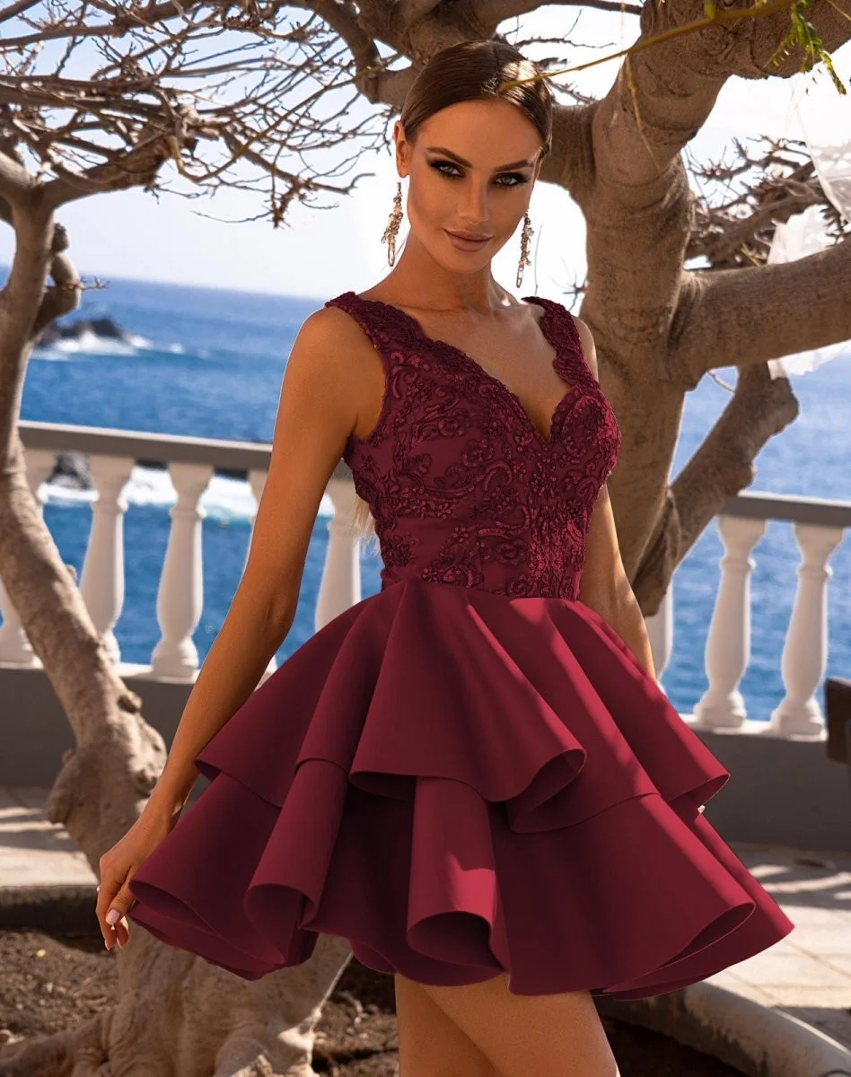 Vestito da cerimonia Abito corto, elegante Vestito rosso