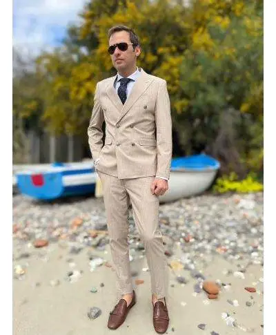 Abito doppiopetto beige a righe sottili - Abiti uomo online -Gogolfun.it