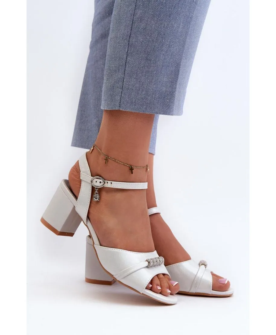  Sandali con tacco model 196330 Step in style 