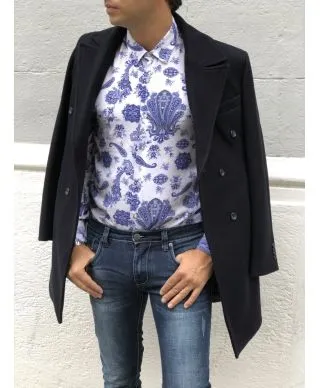 Camicia uomo fantasia, base bianca coi fiori - Collo classico