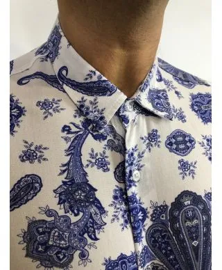 Camicia uomo fantasia, base bianca coi fiori - Collo classico