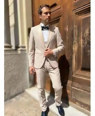 Smoking uomo da cerimonia oro beige slim fit con rever in raso - gogolfun.it