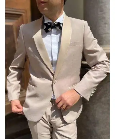 Smoking uomo da cerimonia oro beige slim fit con rever in raso - gogolfun.it