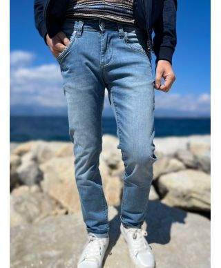 Jeans slim fit in denim chiaro - Kej Jey Dnm