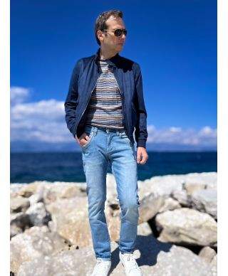 Jeans slim fit in denim chiaro - Abbigliamento uomo online - Gogolfun.it