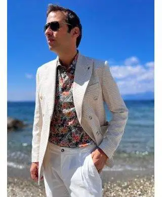 Camicia particolare con stampa floreale - Camicie uomo online - Gogolfun.it
