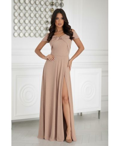 336-22 Długa Suknia Wieczorowa Z Metalicznym Połyskiem