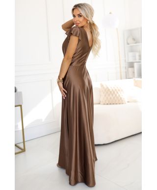  411-14 CRYSTAL satynowa długa suknia z dekoltem - mocha mousse 