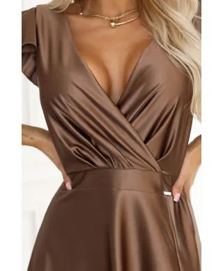  411-14 CRYSTAL satynowa długa suknia z dekoltem - mocha mousse 