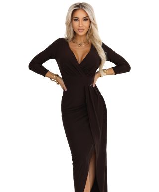  404-14 Elegancka długa sukienka z kopertowym dekoltem i rozcięciem - czekoladowy brąz 