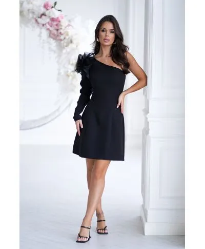 319-06 Krótka Sukienka Z Różą