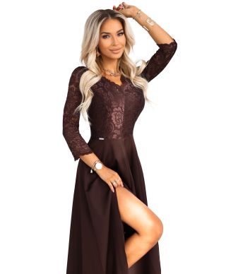  309-14 AMBER elegancka długa koronkowa suknia z dekoltem - czekolada 