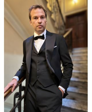 Smoking nero con gilet e rever ampio - King