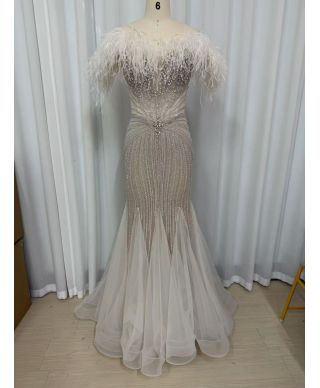 Abito da cerimonia con piume - Prometeo