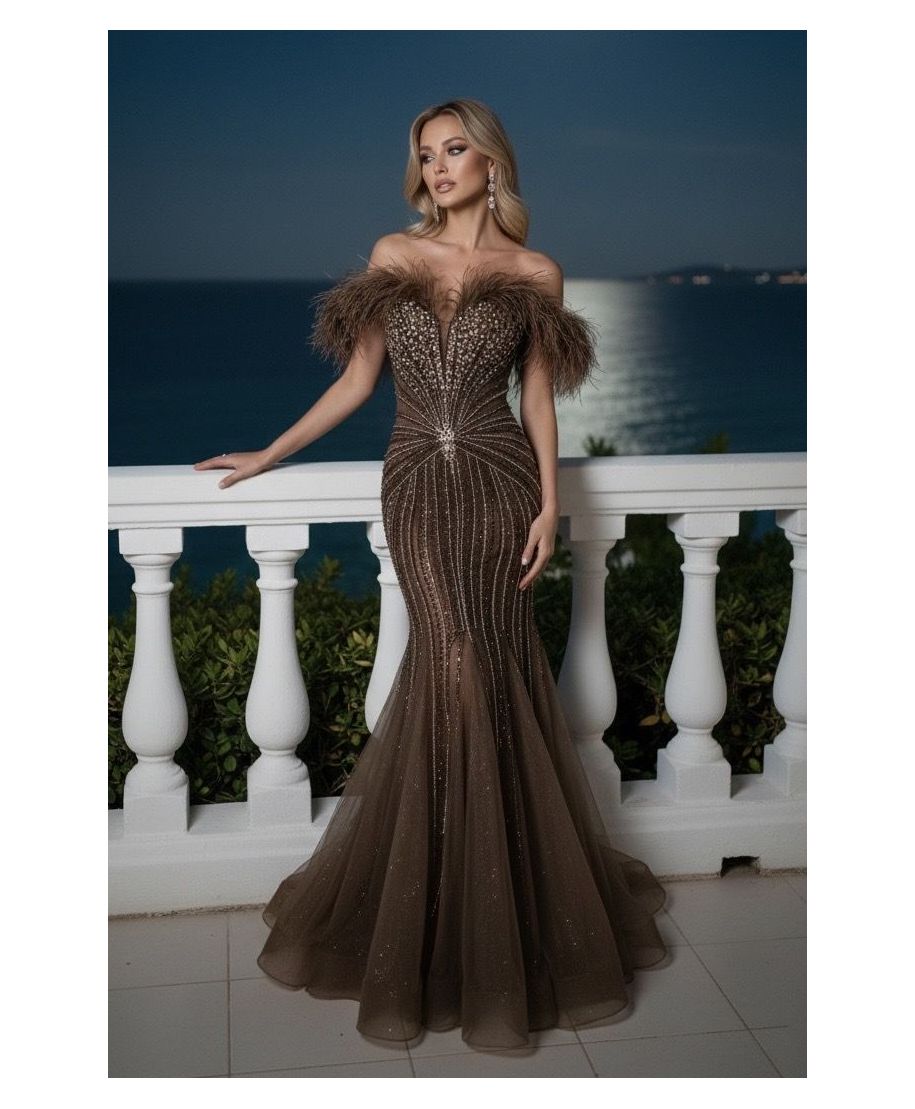 Abito da cerimonia a sirena con le piume - Prometeo - Abiti da testimone, diciottesimo, madre - Gogolfun.it