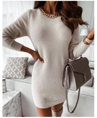 Abito in maglia, bianco - Con collana