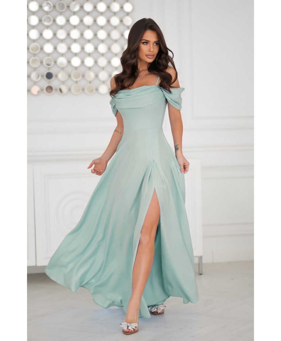 Abito lungo elegante con spacco – colore salvia