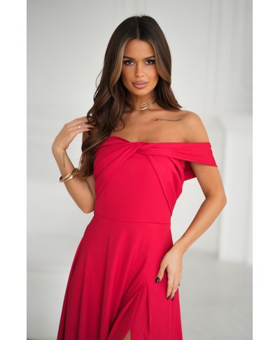 Abito lungo rosso con spacco e scollo alla spagnola - Manichette cadenti