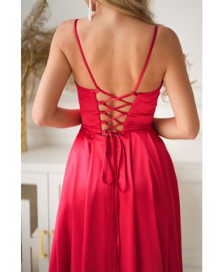 Abito Satinato da Cerimonia Rosso con Allacciatura Gorset – Passione ed Eleganza