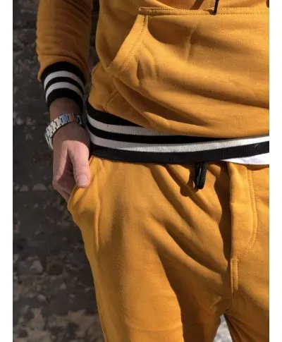 Tuta uomo, donna elegante color senape