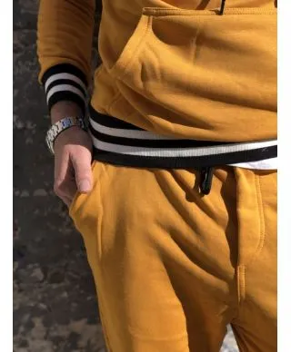 Tuta uomo, donna elegante color senape