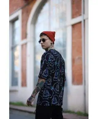 T shirt, teschio cool, over